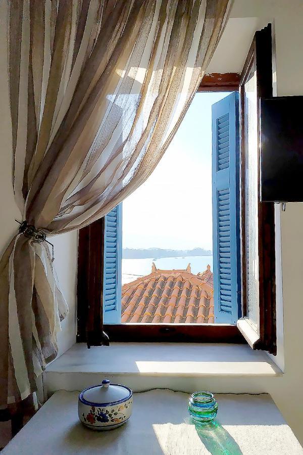 Ariadne,Traditional Apartment In Centre Of Poros Poros Town Екстер'єр фото